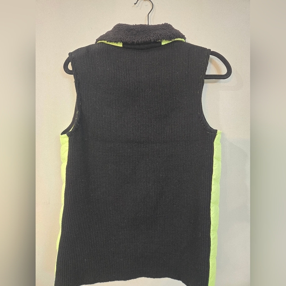 Women's Calvin Klein Neon Yellow Puffer Vest. Mixed Media. Pristine Condition - Picture 3 of 7